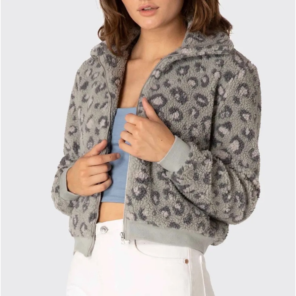 Beyond Yoga Leopard Sherpa Bomber Jacket Size Large
